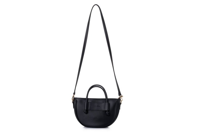 Lucky Bees Elin v2 Bolsa de Hombro Negra Cuero de Polivinilo Elegante y Sofisticada